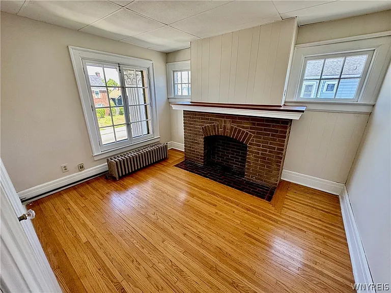 227 Abbott Rd #4 — Photo 6