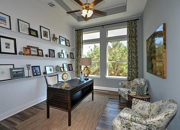 3rd image of 8219 Garden Arbor