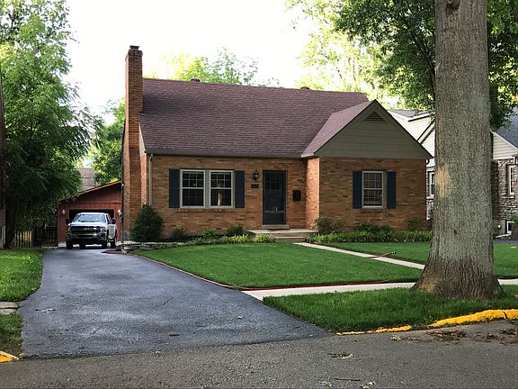 2nd image of 527 Woodbine Dr