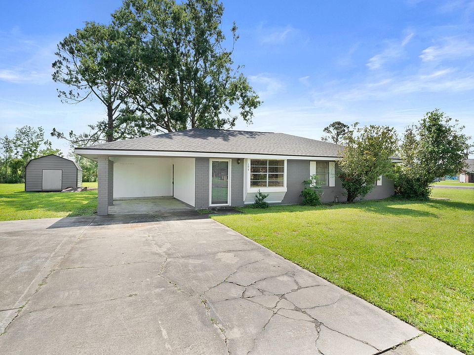 1st image of 194 Cobb Cir