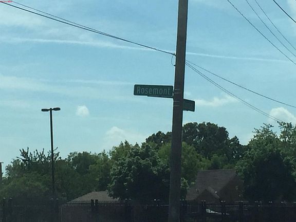 5th image of 18248 Rosemont Ave