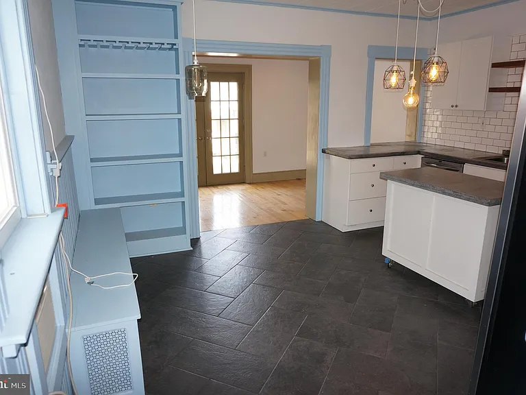 535 Sandy St — Photo 8