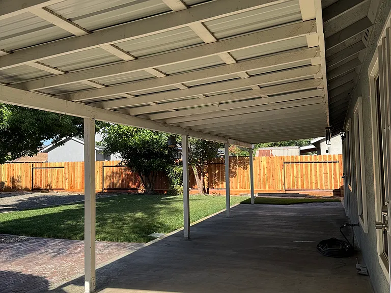 16920 Yvonne Dr — Photo 30