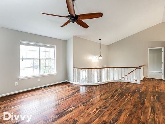 3rd image of 4207 Glen Pointe Ct
