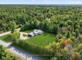 135 Manion Rd, Ottawa, ON K0A1L0