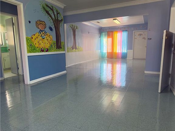 3rd image of 2052 Browning Blvd