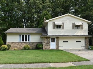 7581 N Sarasota Dr, Parma, OH 44134
