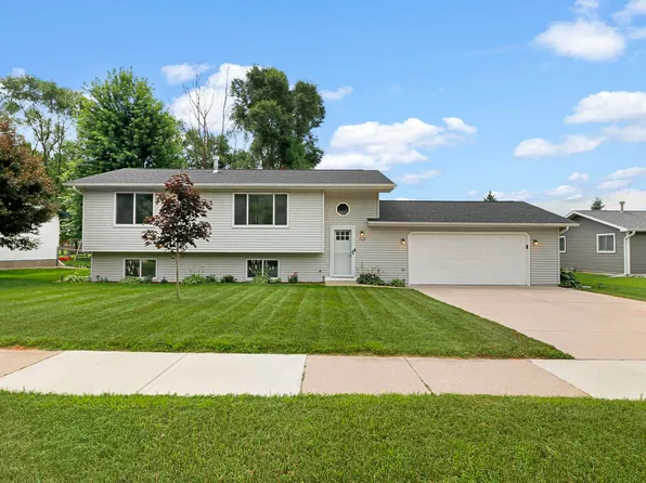 209 W Lafollette St, Pardeeville, WI 53954