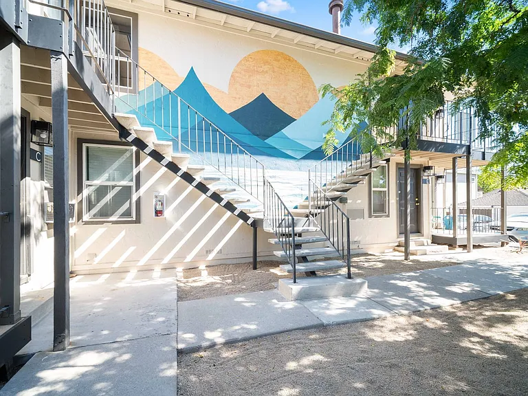 720 Lander Street — Photo 24