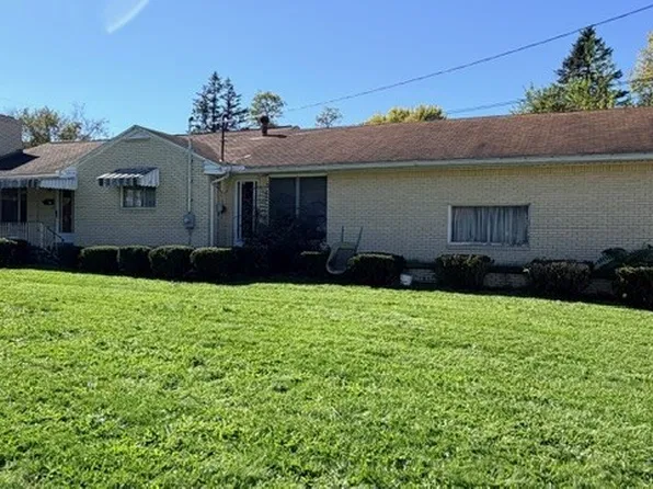 2020 Wood St, Aliquippa, PA 15001