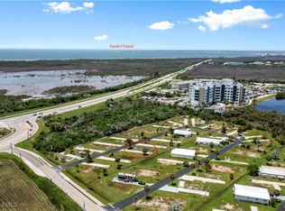 13640 Dowitcher Dr, Fort Myers, FL 33908