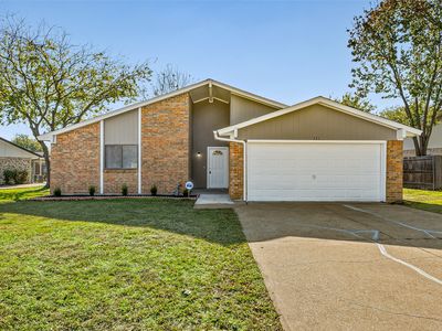 221 Asbury Dr, Saginaw, TX, 76179