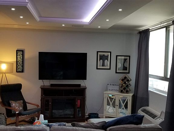 5th image of 100 Manhattan Ave APT 1111