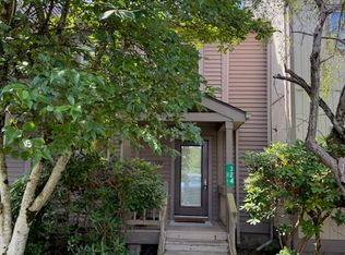324 Northslope Ii Rd, East Stroudsburg, PA 18302
