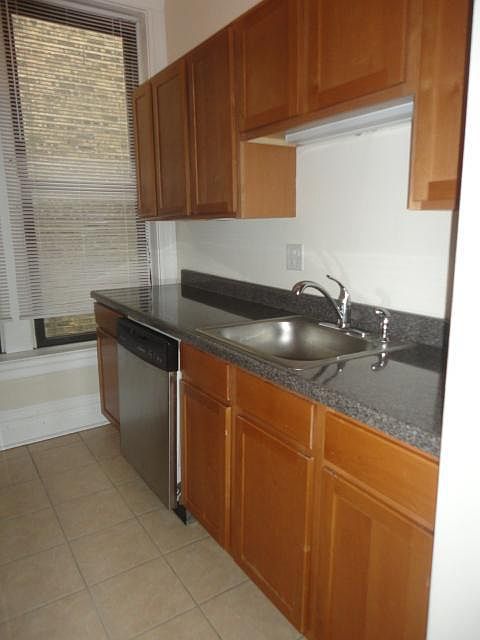 1st image of 3525 N Wilton Ave #2RR