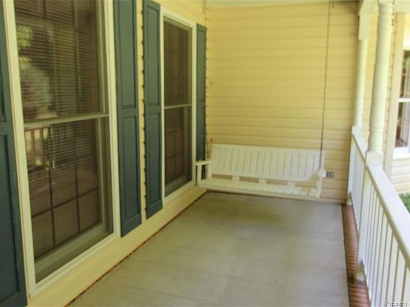 3rd image of 11671 River Crest Dr