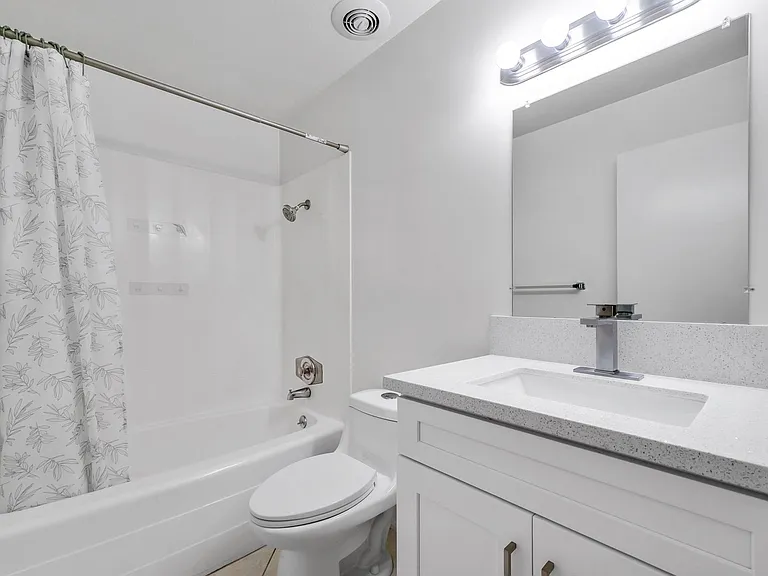 1 Lancewood Way — Photo 16