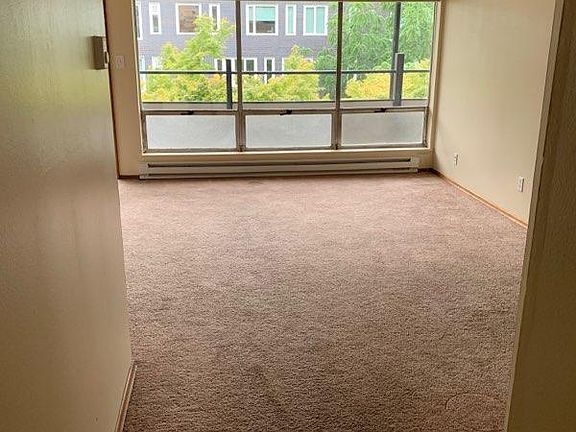 2nd image of 4120 11th Ave NE APT 204