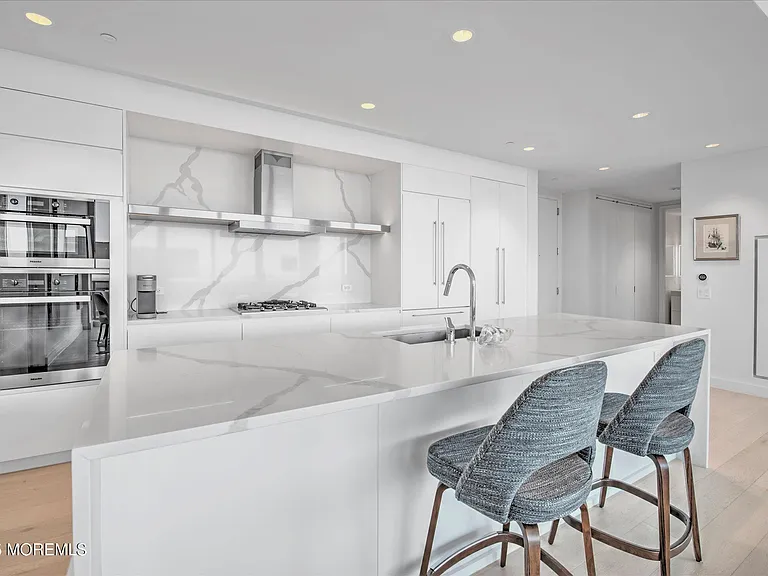 1101 Ocean Ave #603 — Photo 18