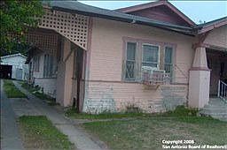 2nd image of 1820 N Pine St