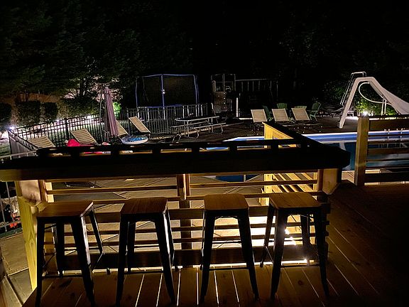 Deck bar 