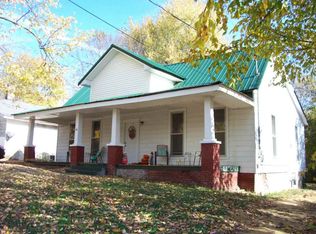700 N 15th St, Mayfield, KY 42066