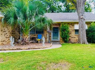118 N 30th St, Gatesville, TX 76528