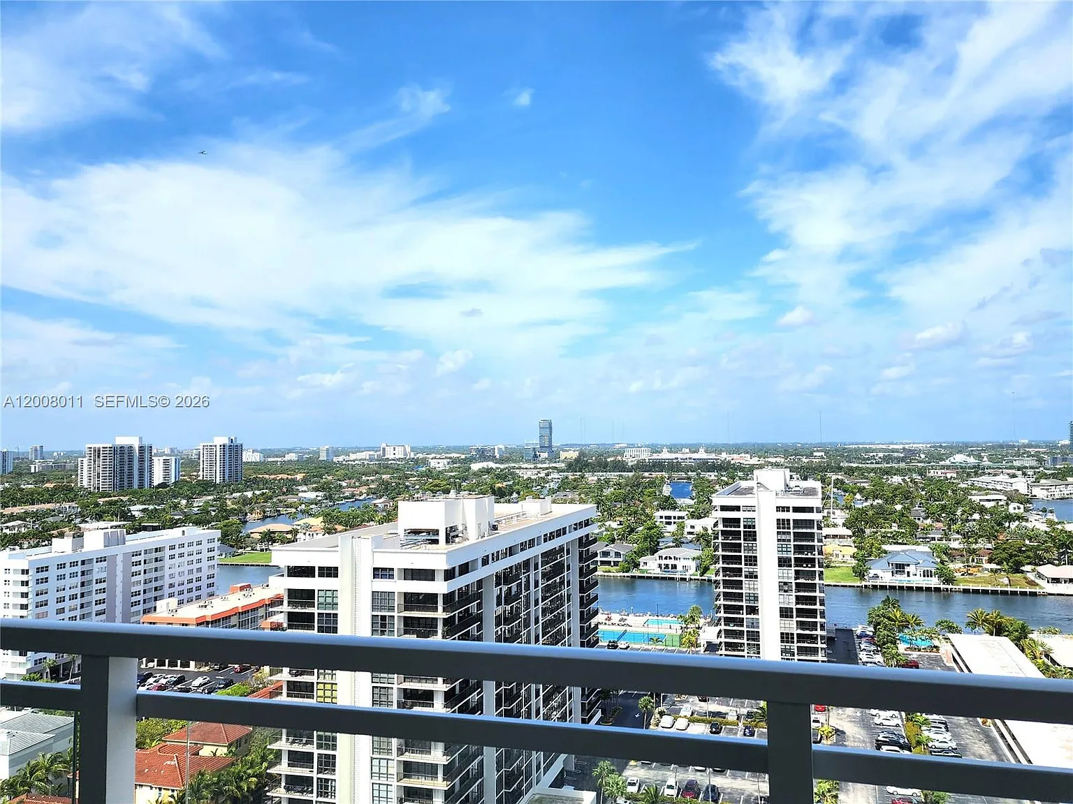 Parker Plaza Condo Estate — Photo 4