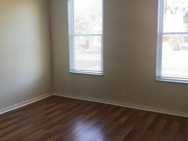 522 Mabbette St #5 — Photo 3