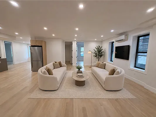 595 Metropolitan Avenue