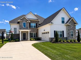 9400 Liberty Bell Rd, Powell, TN 37849