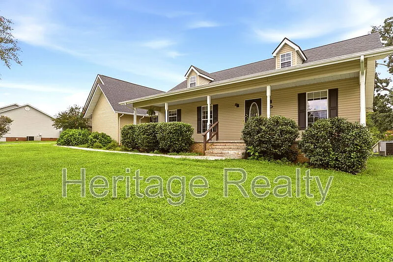 2707 Lady Bug Ln