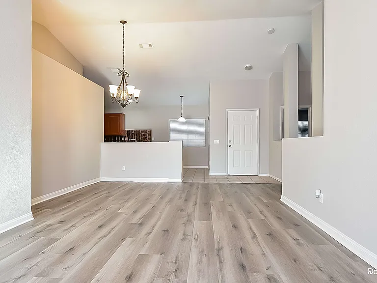 5424 Otter Bay Ct — Photo 6
