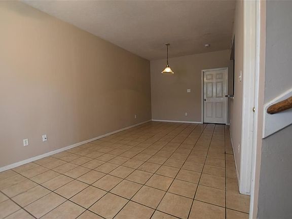 3rd image of 4336 Phlox St APT B