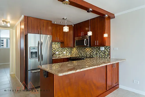 2611 Ala Wai Blvd Photo 1