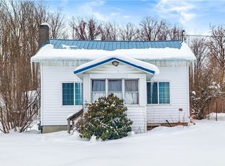 4363 Saunders Rd, Clinton, NY 13323