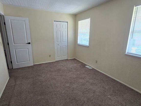 2nd image of 3231 N Talbot Ave