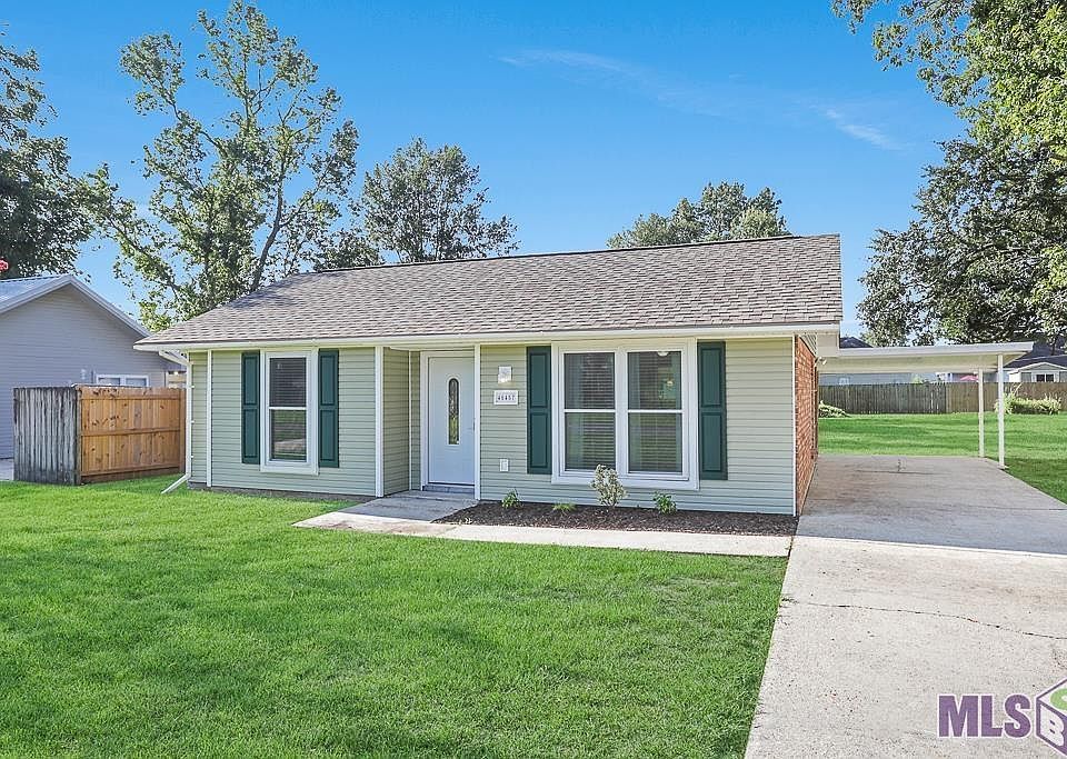 1st image of 40457 Chateau Ave