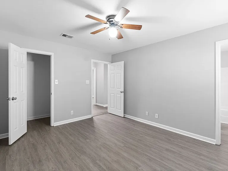 1106 Keith Ave — Photo 15