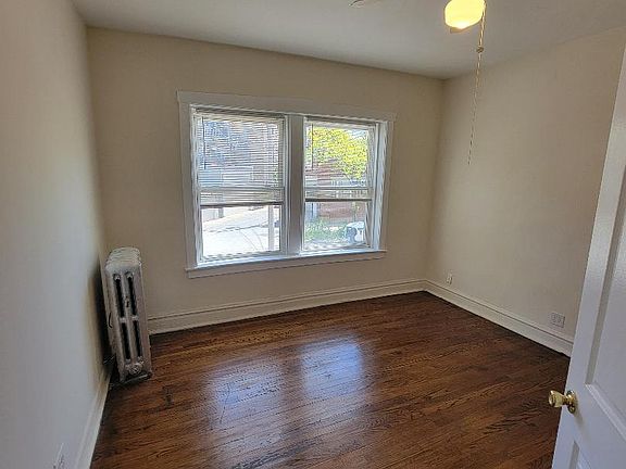 2nd image of 5814 N Glenwood Ave APT 2