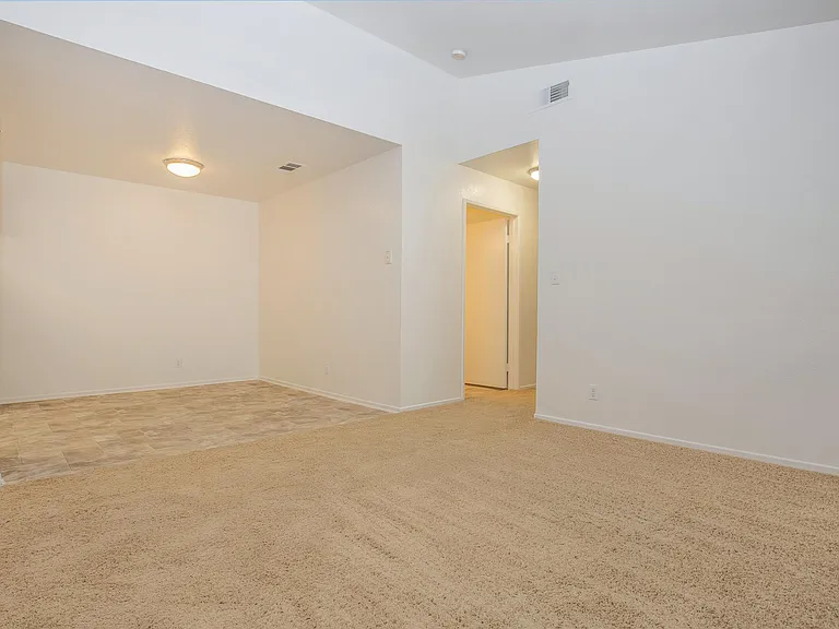 Cambridge Village Apartments — Photo 61