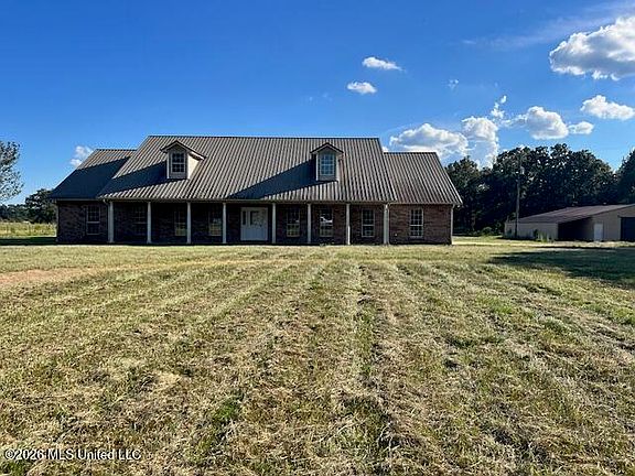 2nd image of 1168 Clem Nettles Rd