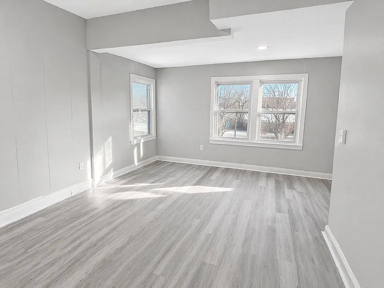 71 W Alpine St #21 — Photo 3