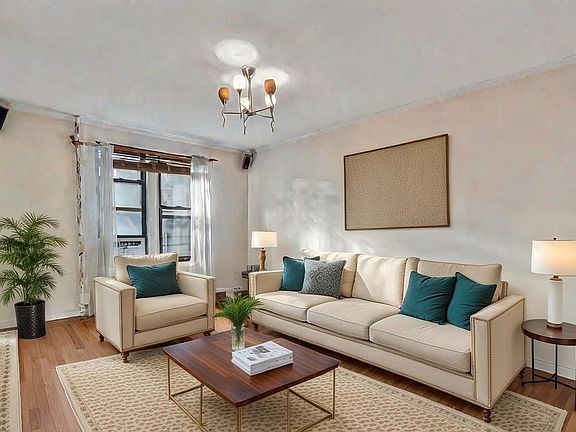 2nd image of 83-74 Talbot St Unit 3D