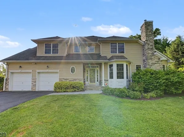 83 Schindler Ct, Parsippany-Troy Hills Twp., NJ 07054