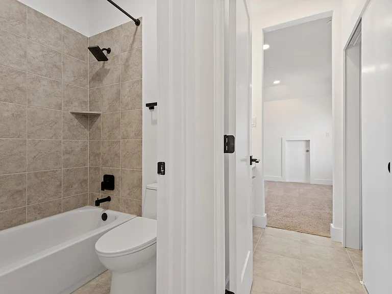 7409 Turnback Ledge Trl — Photo 46