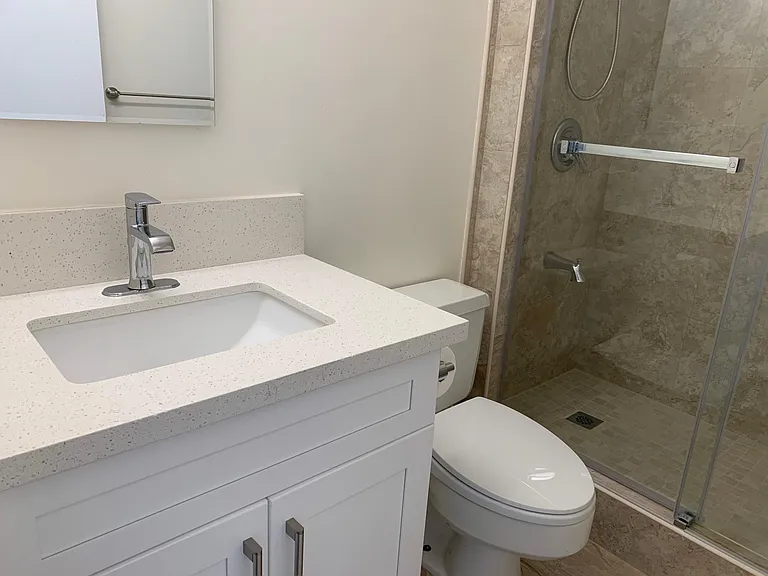 5210 Likini St #504 — Photo 9