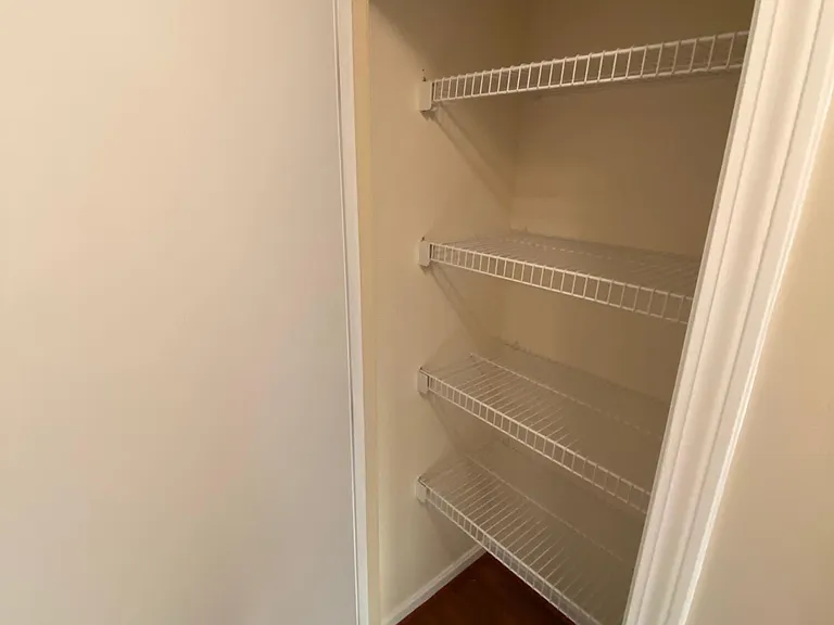 8600 Tannen Dr — Photo 18