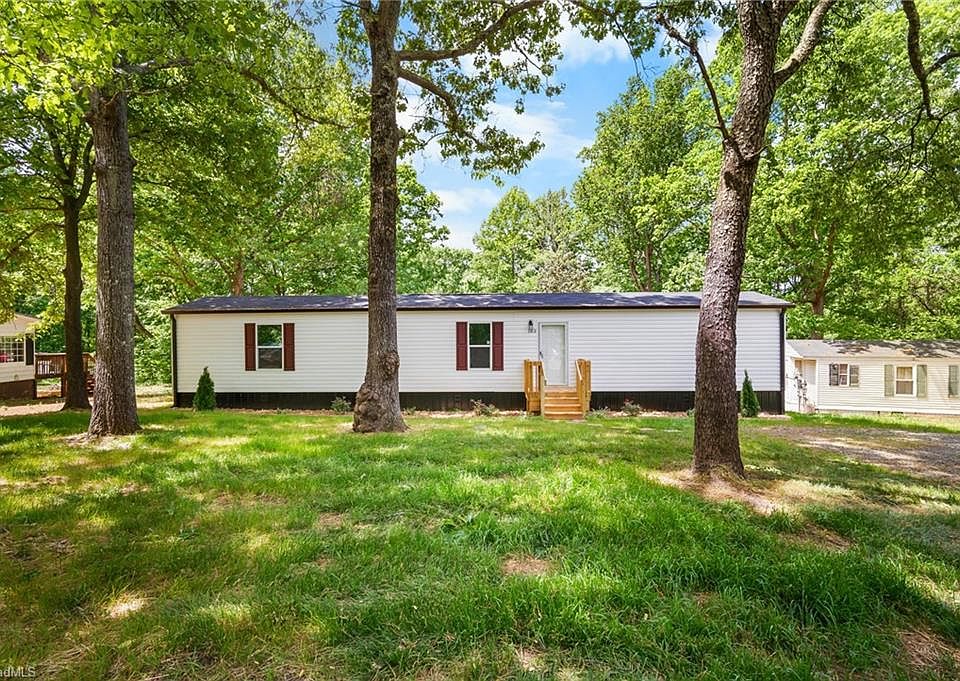 1st image of 183 Casa Bella Dr
