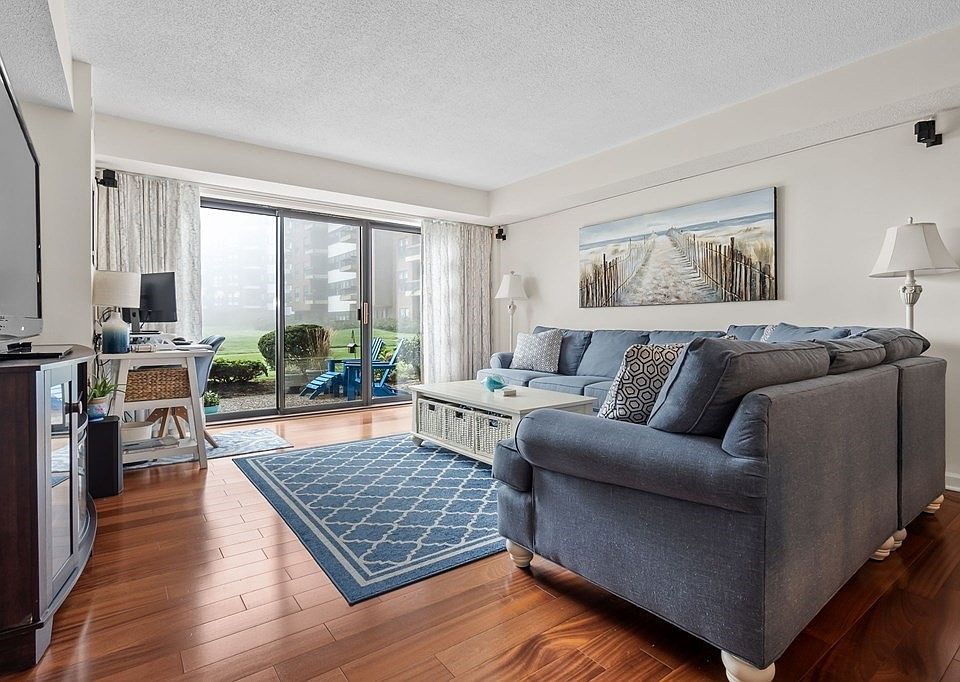 3 Seal Harbor Rd APT 133, Winthrop, MA 02152 Zillow